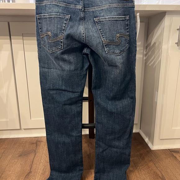 Silver Jeans Co. Men's Allan Slim Fit Straight Leg Jeans, Dark Wash - Picture 3 of 3